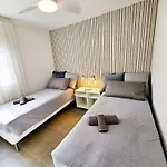 P&l House Olas